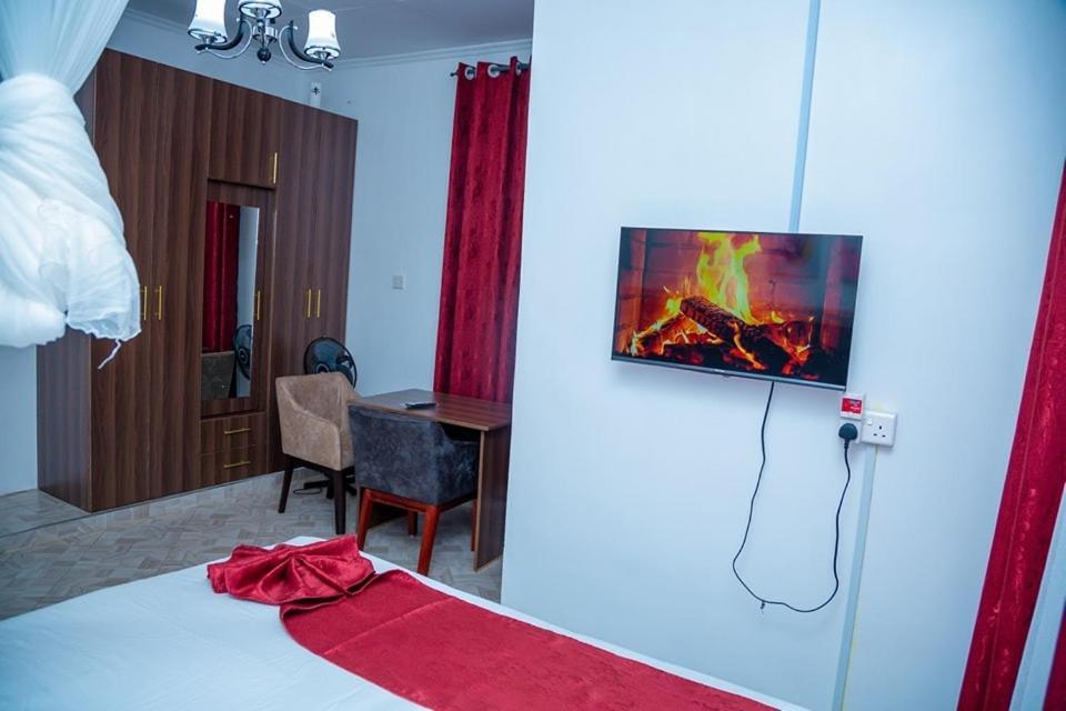 Hotel The Lit Gardens Kisumu Exterior foto